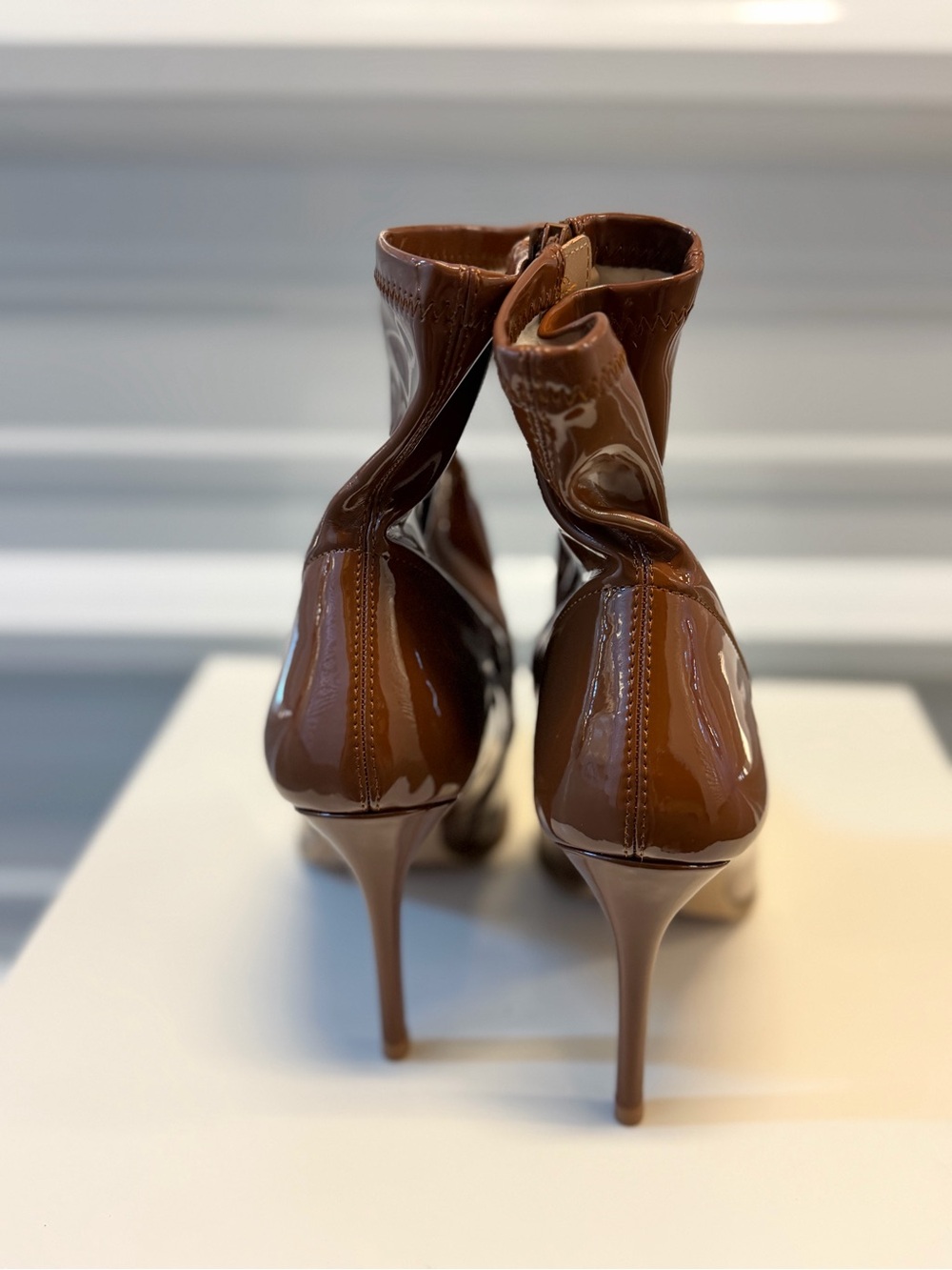 Steve Madden Size 7 Elwyn Viktory Cognac Patent Ankle Stiletto Heel Boots New - Picture 6 of 7